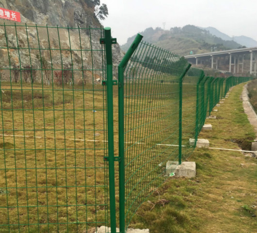 安徽公路護欄網,