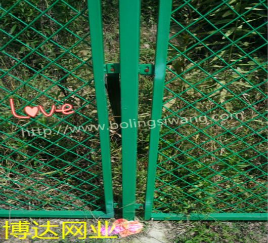 江蘇市區河道兩側